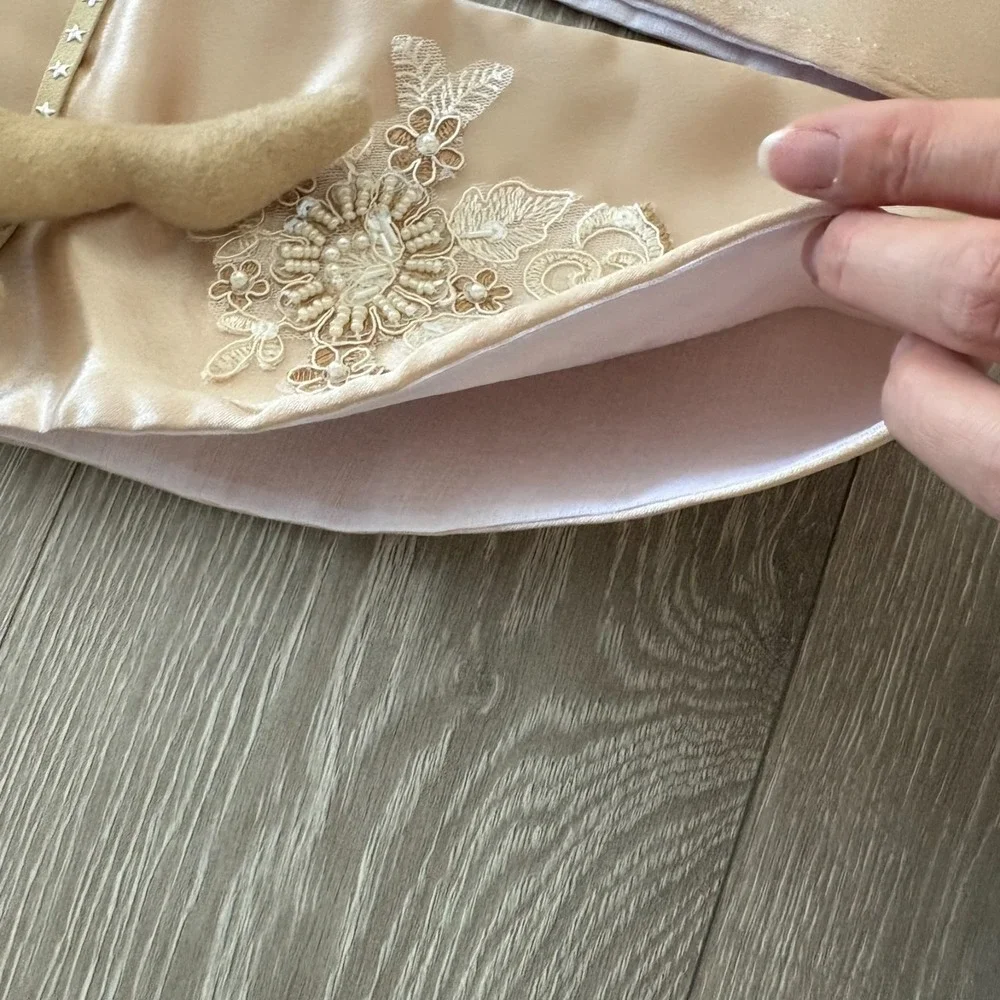 Handmade Textile Detachable Beige Embellished Doll‎ Wall Hangings 22